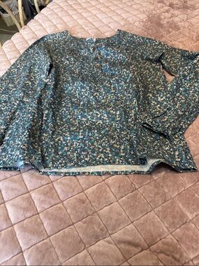 Neige beautiful Floral Long-Sleeve girls  Top